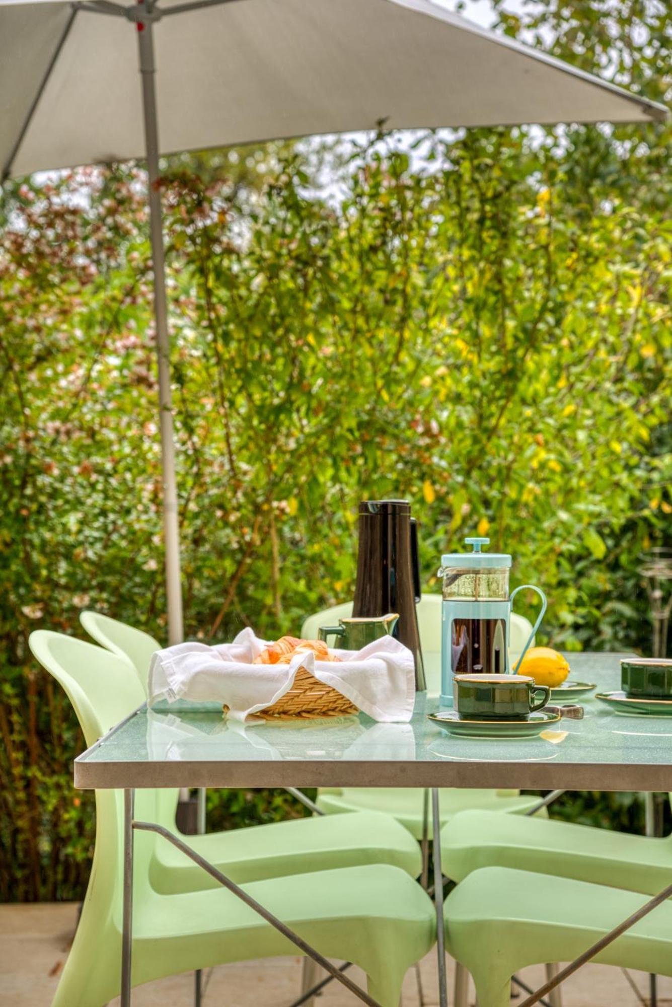 Le Domaine De La Tuilerie - Gite De Charme En Bord De Riviere Avec Piscine Servies-en-Val 외부 사진